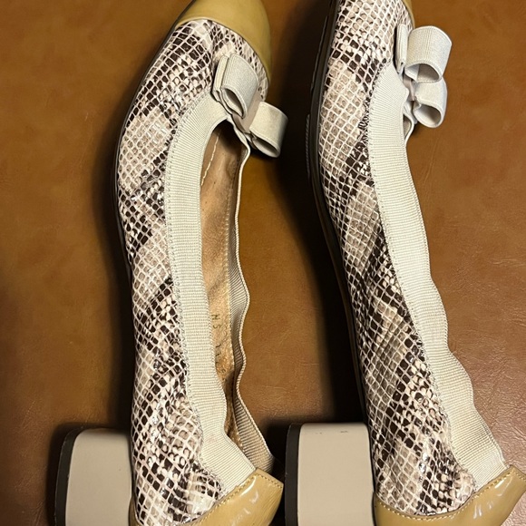 Salvatore Ferragamo (authentic) block heels - Picture 2 of 7